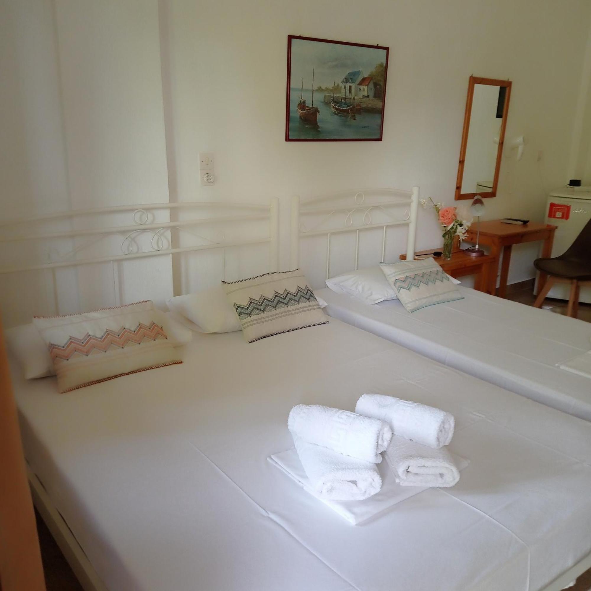 Asprovalta Rooms Kariotes Exterior foto